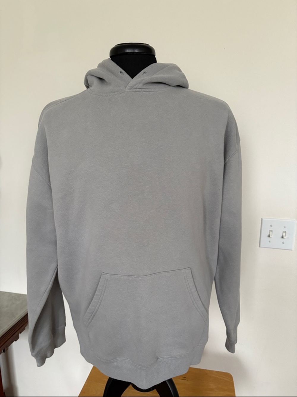 PacSun Light Gray Pullover Hoodie Size Large